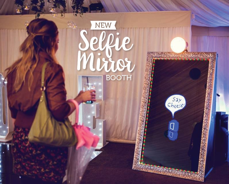 mirror selfie booth